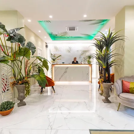 Hotel Dreams